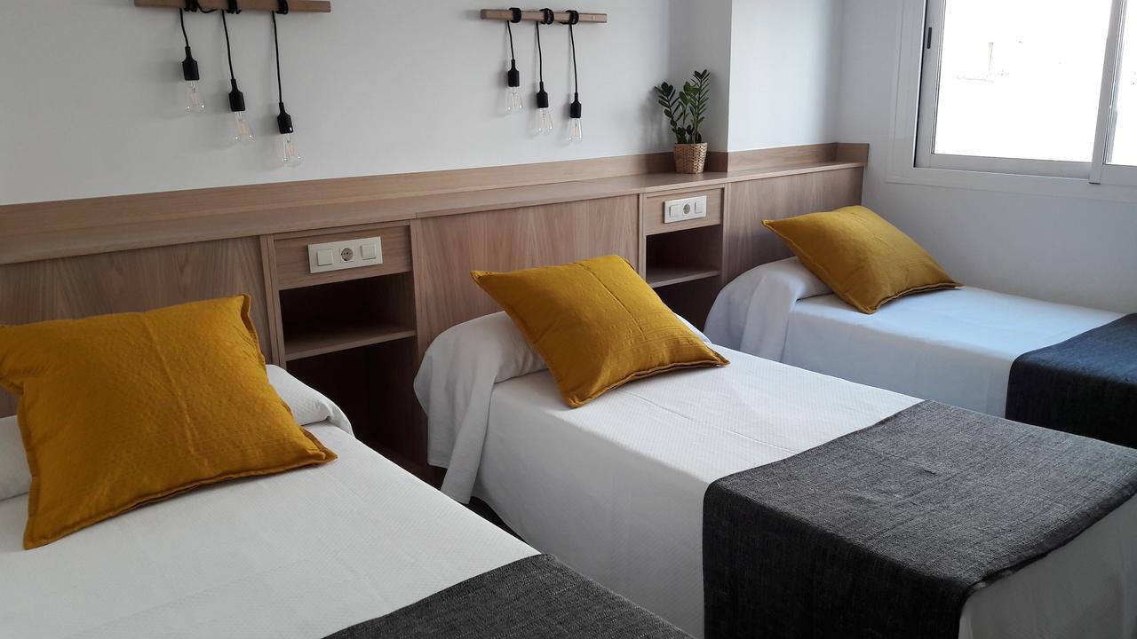 Hostal Cervantes Playa Гарруча Екстер'єр фото